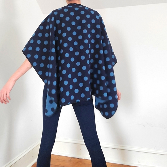 VINTAGE - Polka dot poncho - Picture 8 of 16